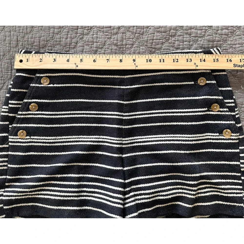 Banana Republic Navy White Striped‎ Sailor Shorts Button Detail Size 4 Nautical